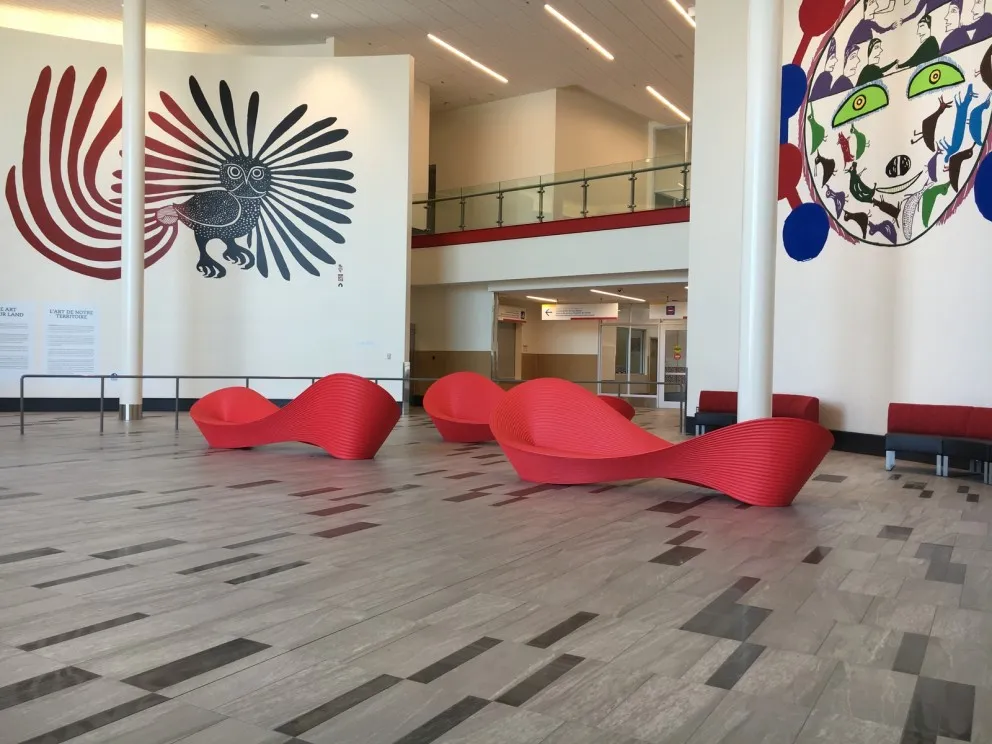 Iqaluit International Airport - Seating 